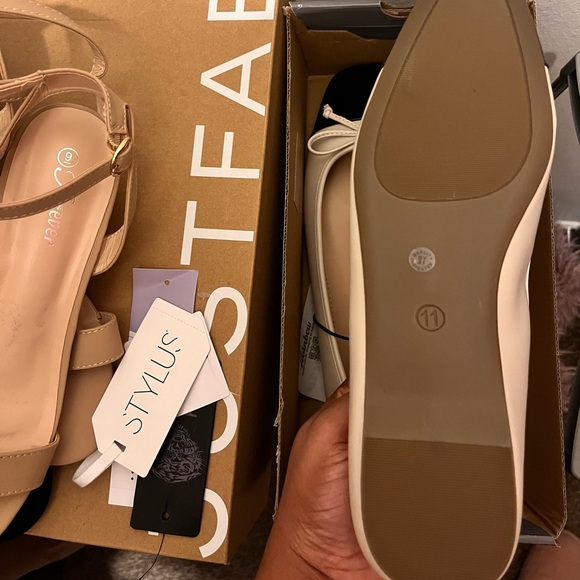 Liz Claiborne Ballerina Flats NWT - Picture 4 of 4